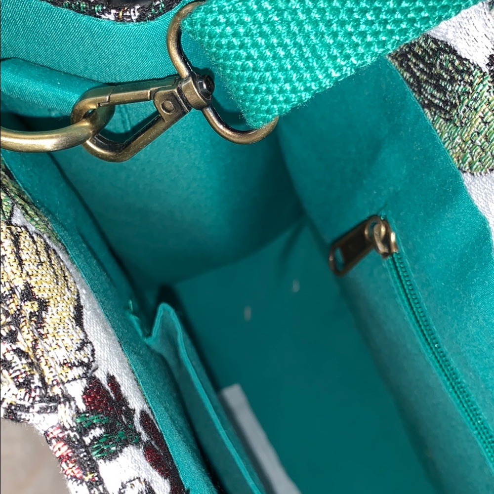 A&B LIMITED ADDITION BAG✨ NEWBeautiful BeadedSafari Tote Bag with Tropical Print - Picture 9 of 11